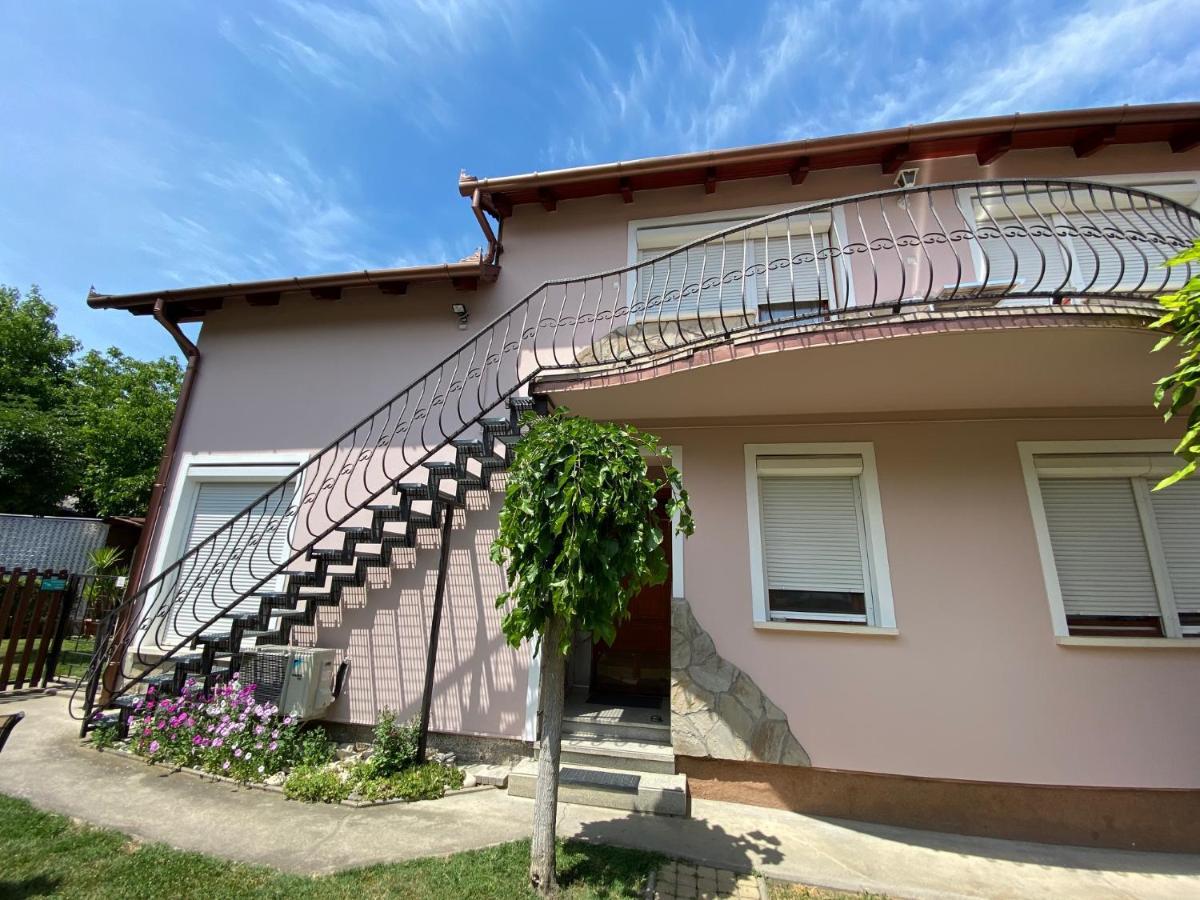 Do-Ti Apartmanház Balatonlelle Kültér fotó