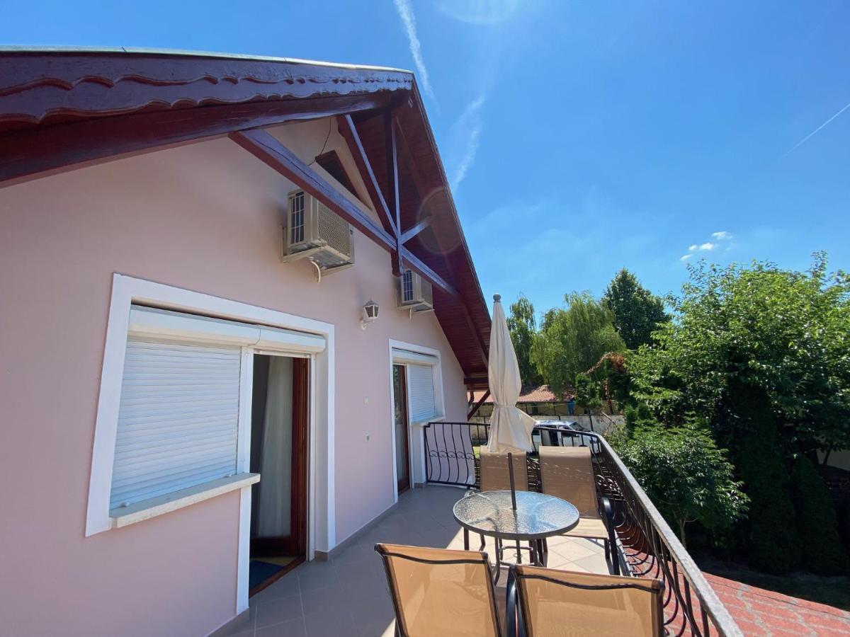 Do-Ti Apartmanház Balatonlelle Kültér fotó
