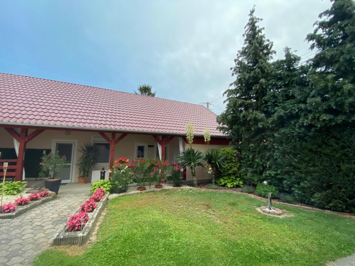 Do-Ti Apartmanház Balatonlelle Kültér fotó